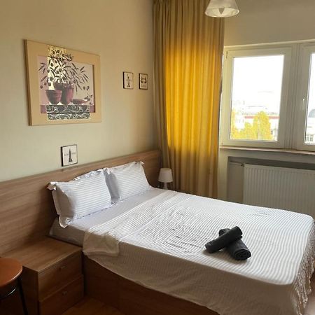 Downtown Studio Leilighet Bucureşti Eksteriør bilde